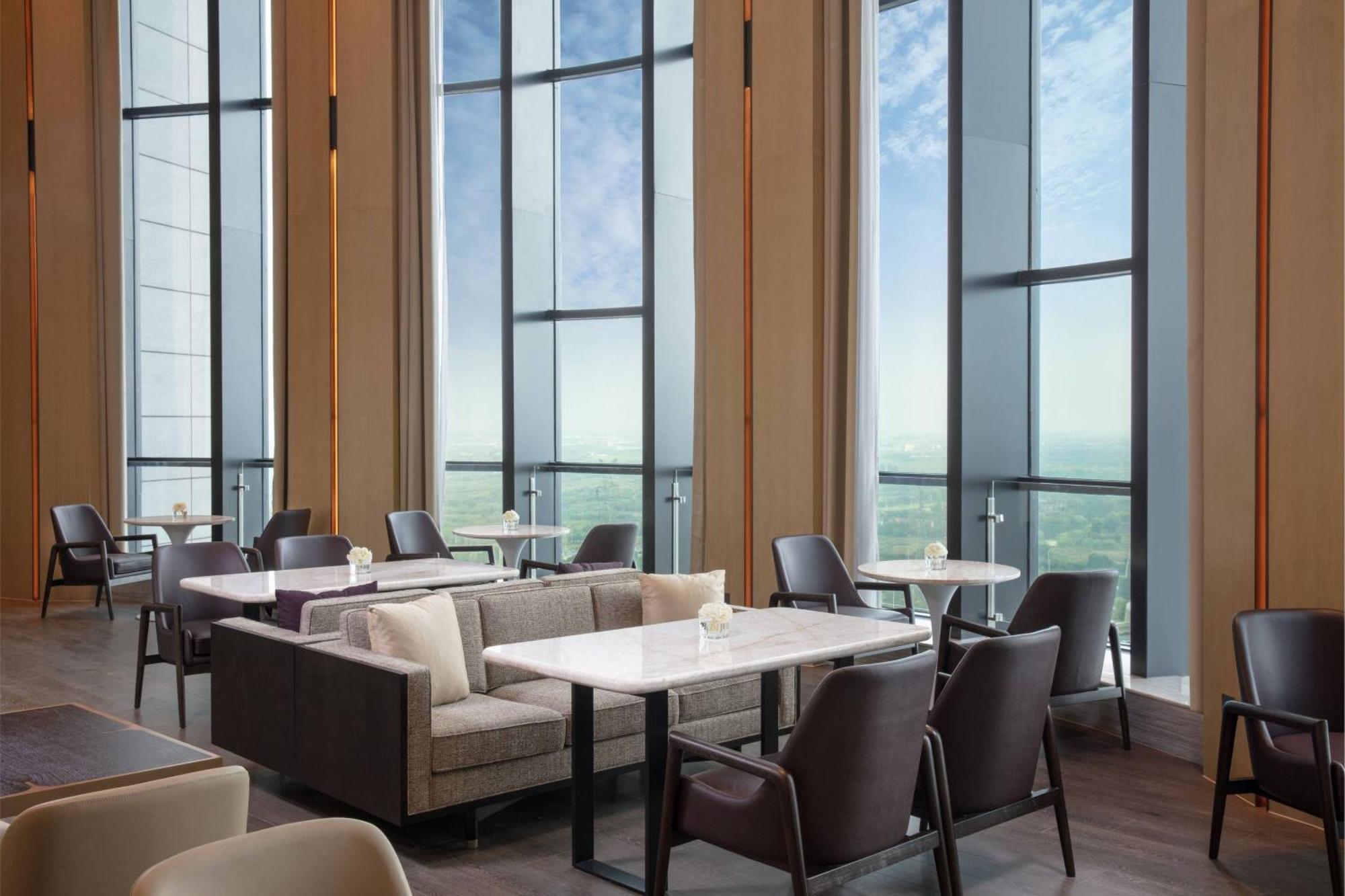 Отель Courtyard By Marriott Jiangsu Taizhou Экстерьер фото